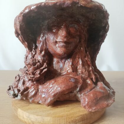 Marquise sculpture